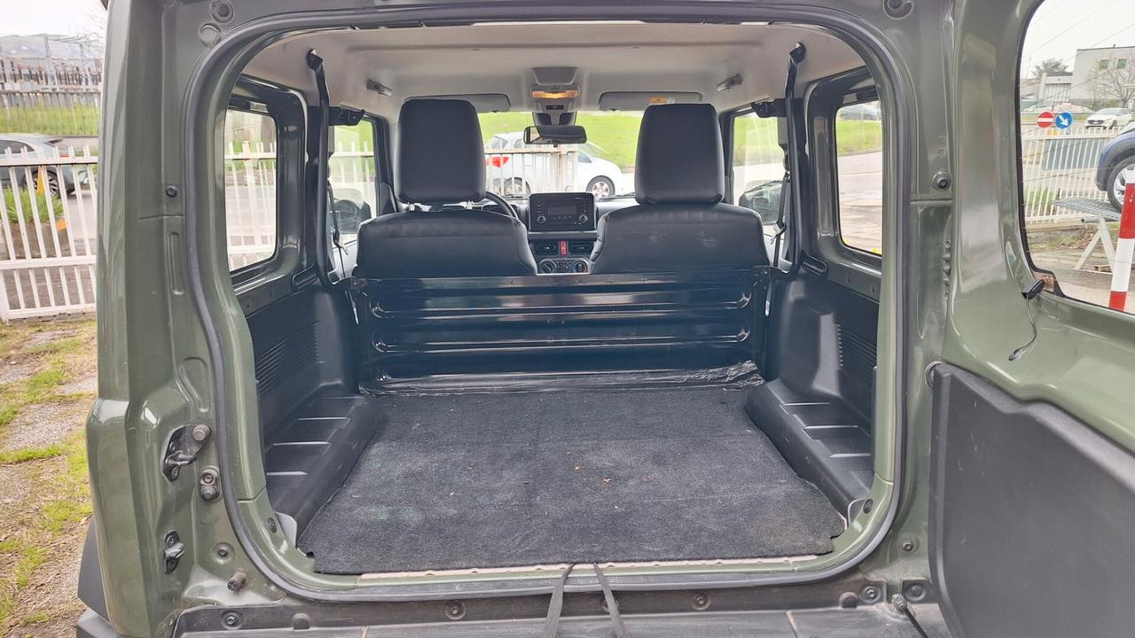 Suzuki Jimny 1.5 5MT PRO (N1)