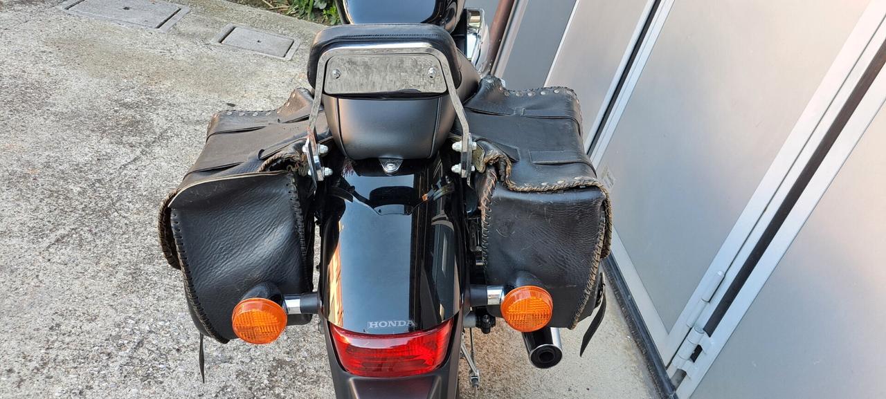 Honda Shadow 750