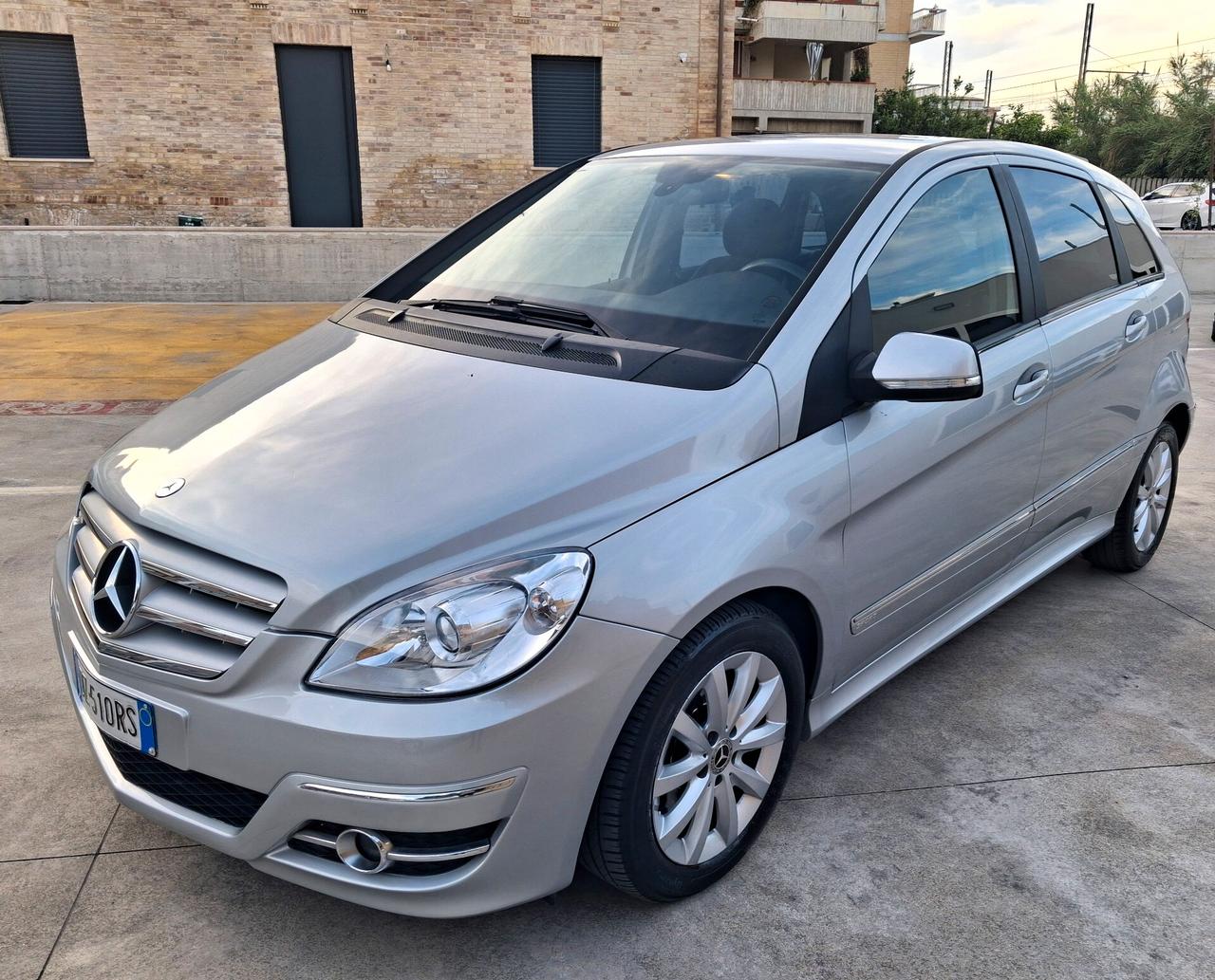 Mercedes-benz B 180 CDI Avantgarde Sport