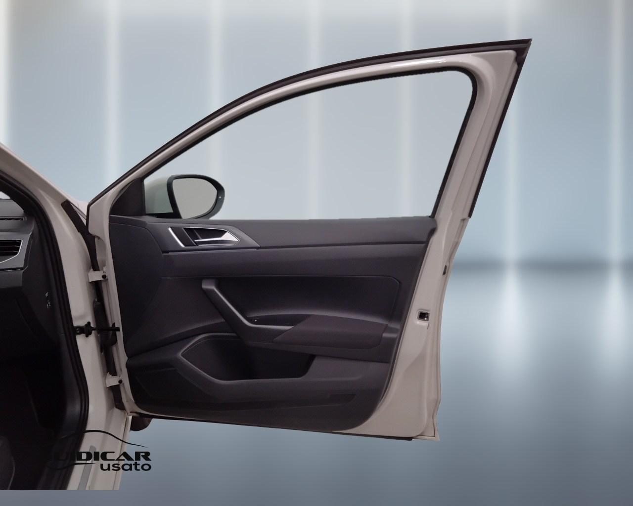 VOLKSWAGEN Taigo - Taigo 1.0 tsi R-Line 110cv dsg