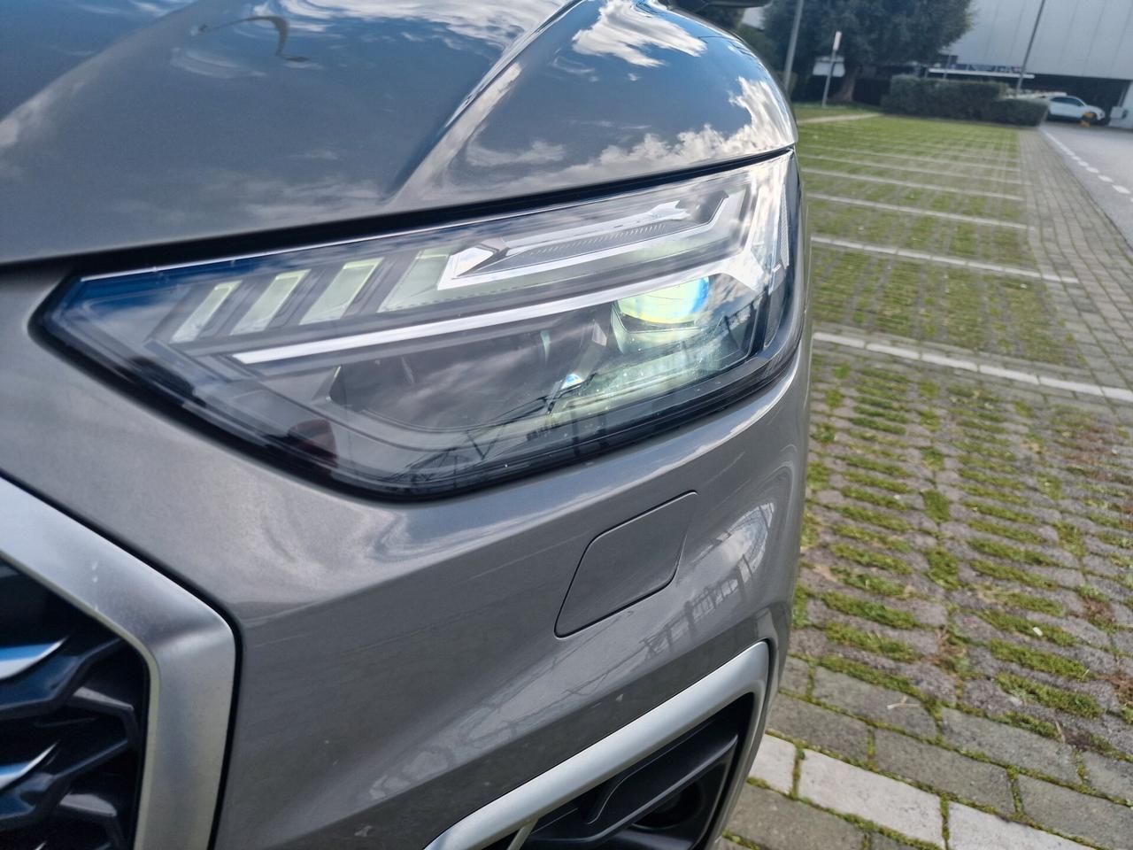 Audi Q5 40 TDI 204 CV quattro S tronic Identity Black