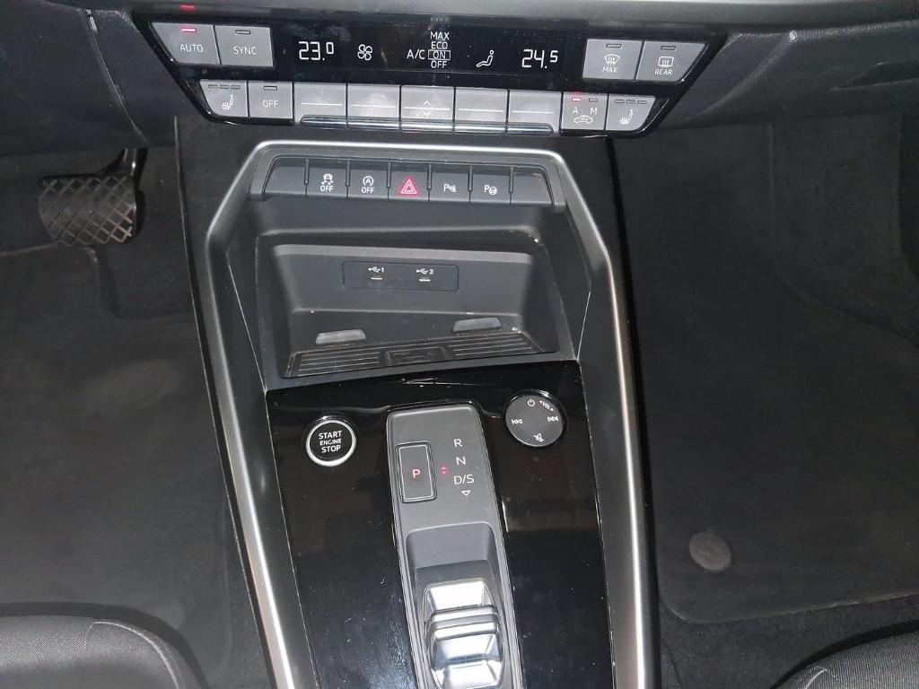 AUDI A3 4ª serie - A3 SPB 35 TDI S tronic S line edition