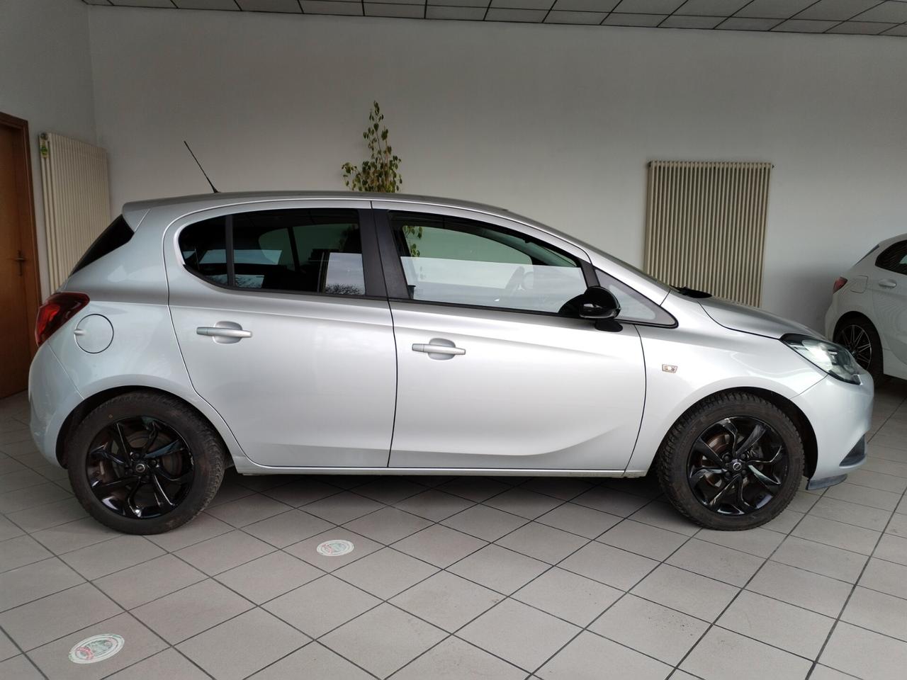 Opel Corsa 1.4 90CV GPL Tech 5 porte b-Color