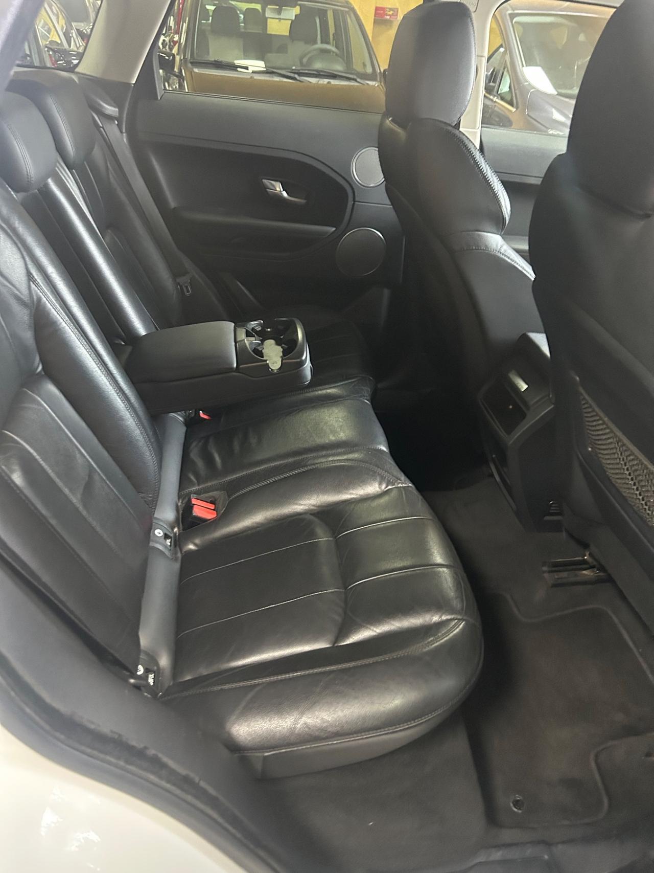 RANGE ROVER EVOQUE 2.2 Td 150 cv “AUTOMATICA”-2015