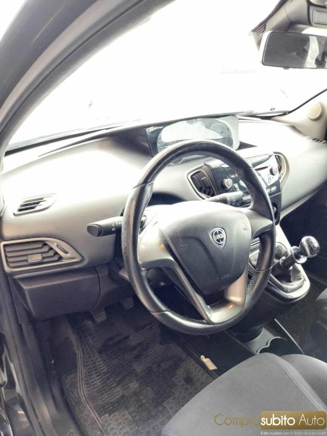 LANCIA Ypsilon 1.2 GPL ( Garanzia 12 Mesi)
