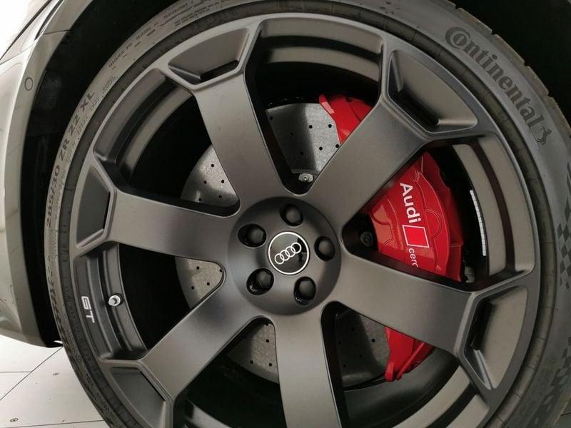 Audi A6 RS6 Avant 4.0 mhev performance quattro tiptronic