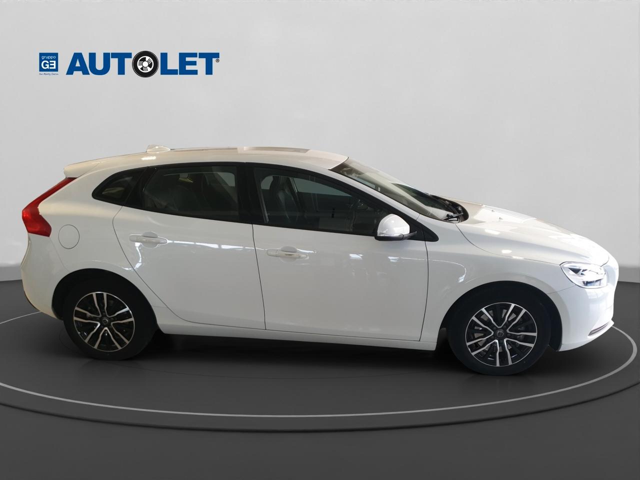 Volvo V40 T2 Business Plus 122 CV