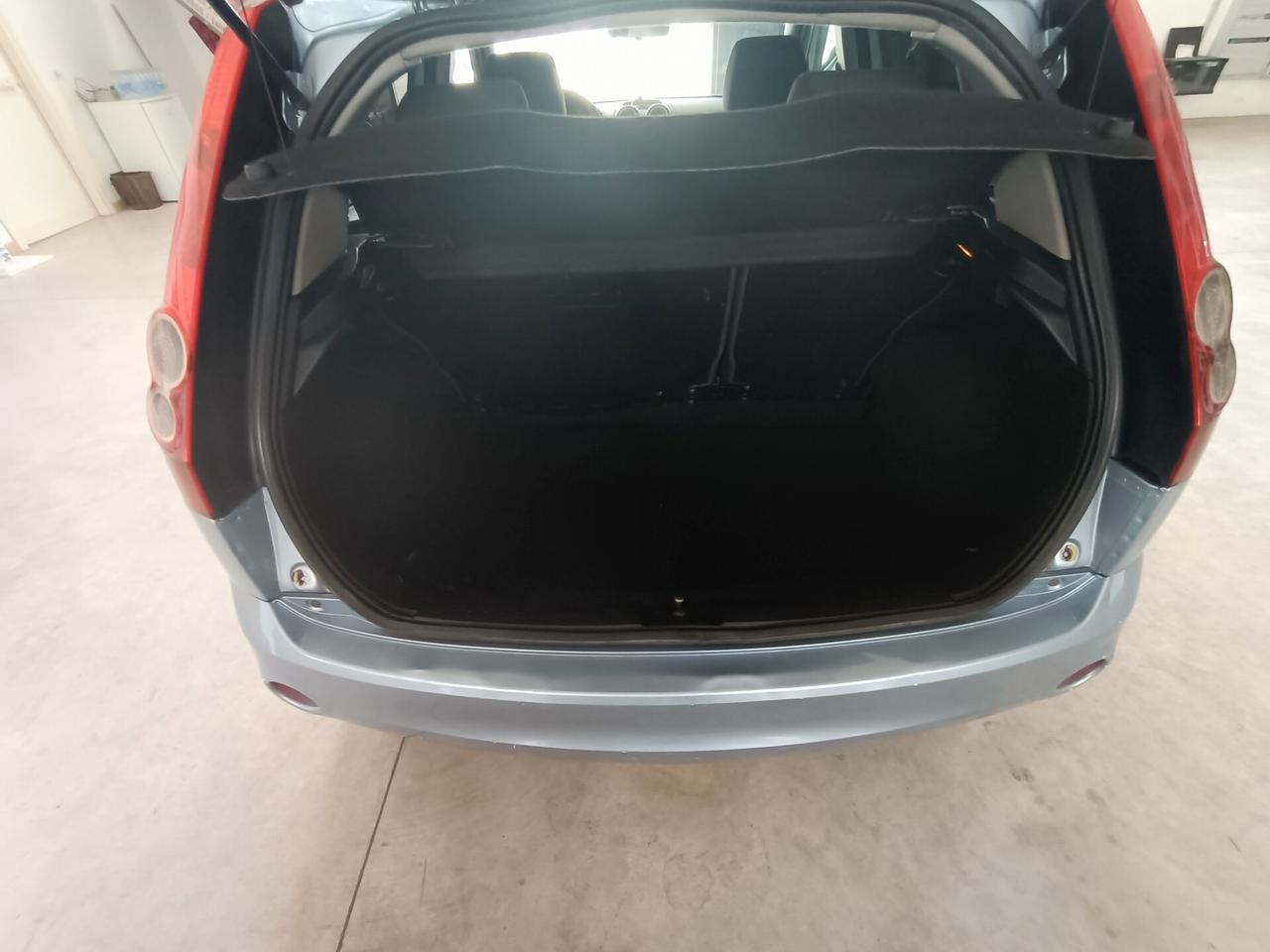 Ford Fiesta 1.4 TDCi CV 68 5p. 10/2006