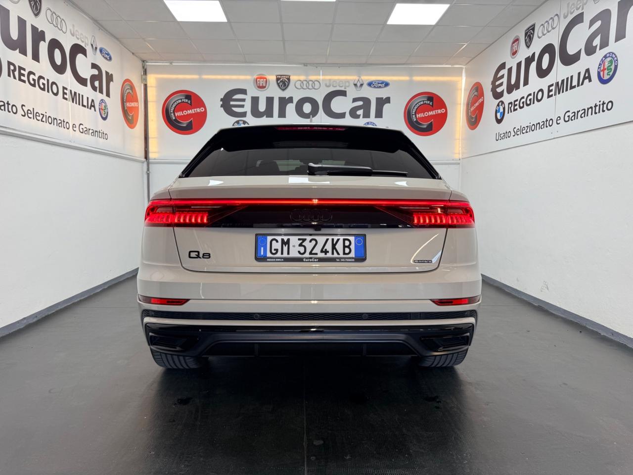 Audi Q8 55 3.0 TFSI 340cv Mhev quattro tiptronic Sline Plus 03/2023 UNICA