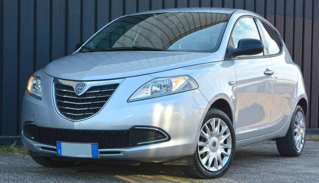 Lancia Ypsilon 1.3 mjt 5p * OK NEOPATENTATI * BELLISSIMA