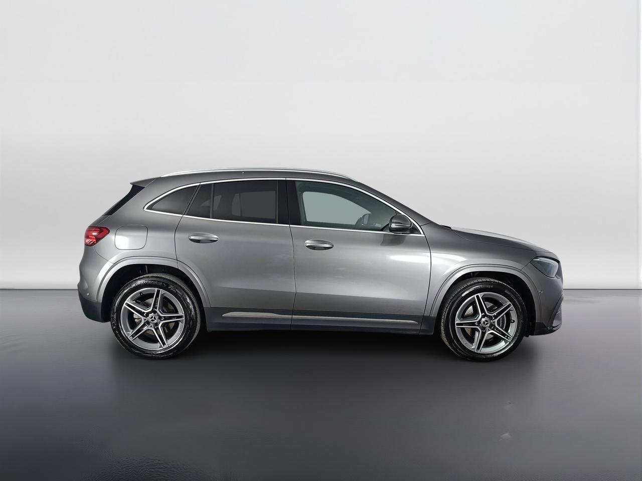 Mercedes-Benz GLA-H247 2023 - GLA 250 e phev AMG Line Advanced Plus auto