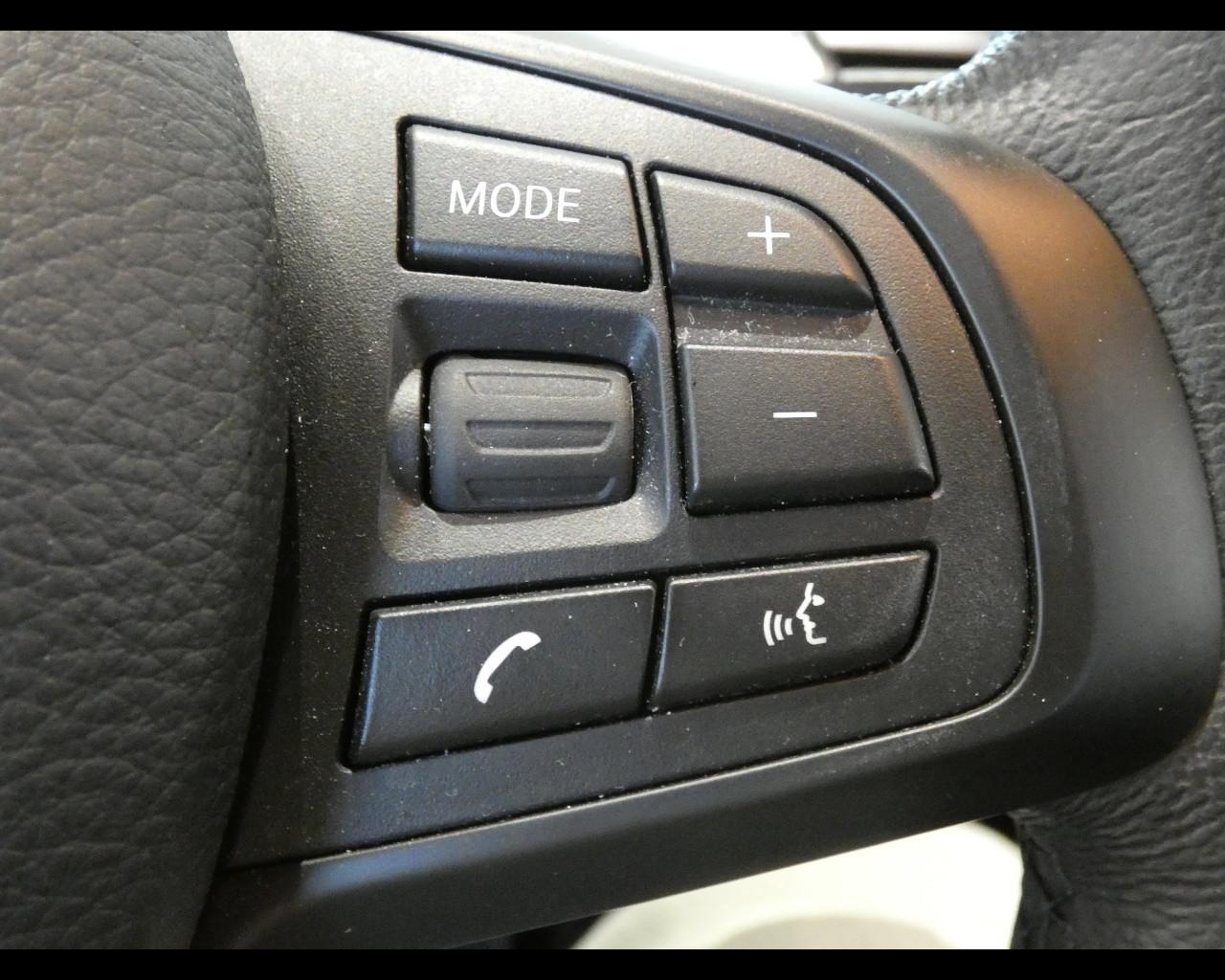 BMW Serie 2 A.T. (F45) - 218d Active Tourer Business