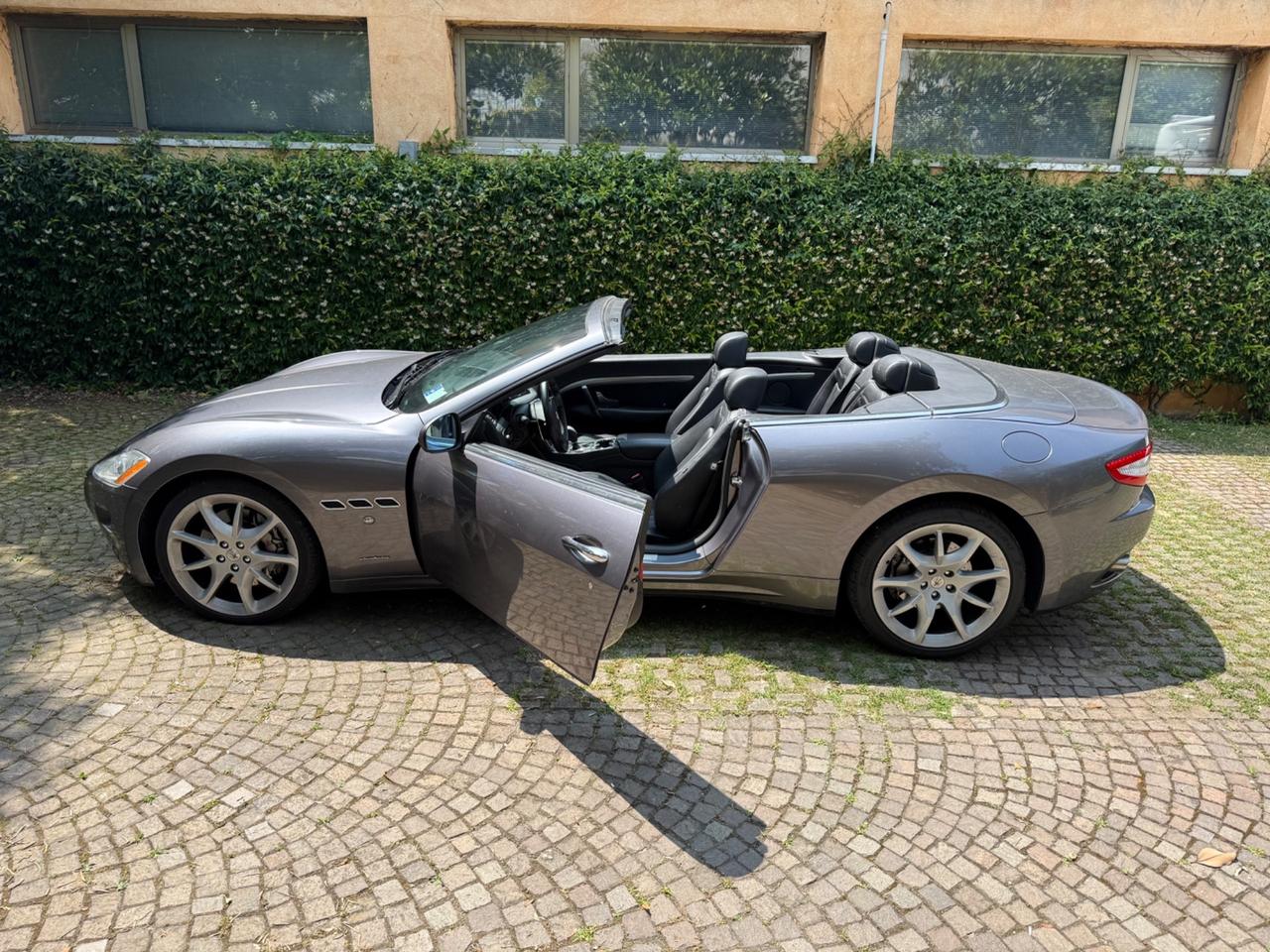 Maserati GranCabrio 4.7 V8 Sport