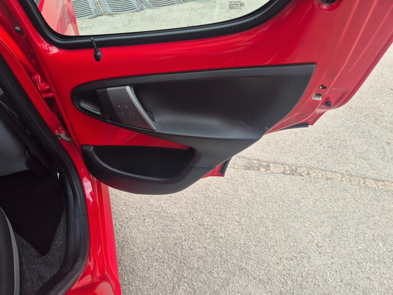 CITROEN C1 ANNO 2013 1.0 BENZINA 5 PORTE KM CERTIF