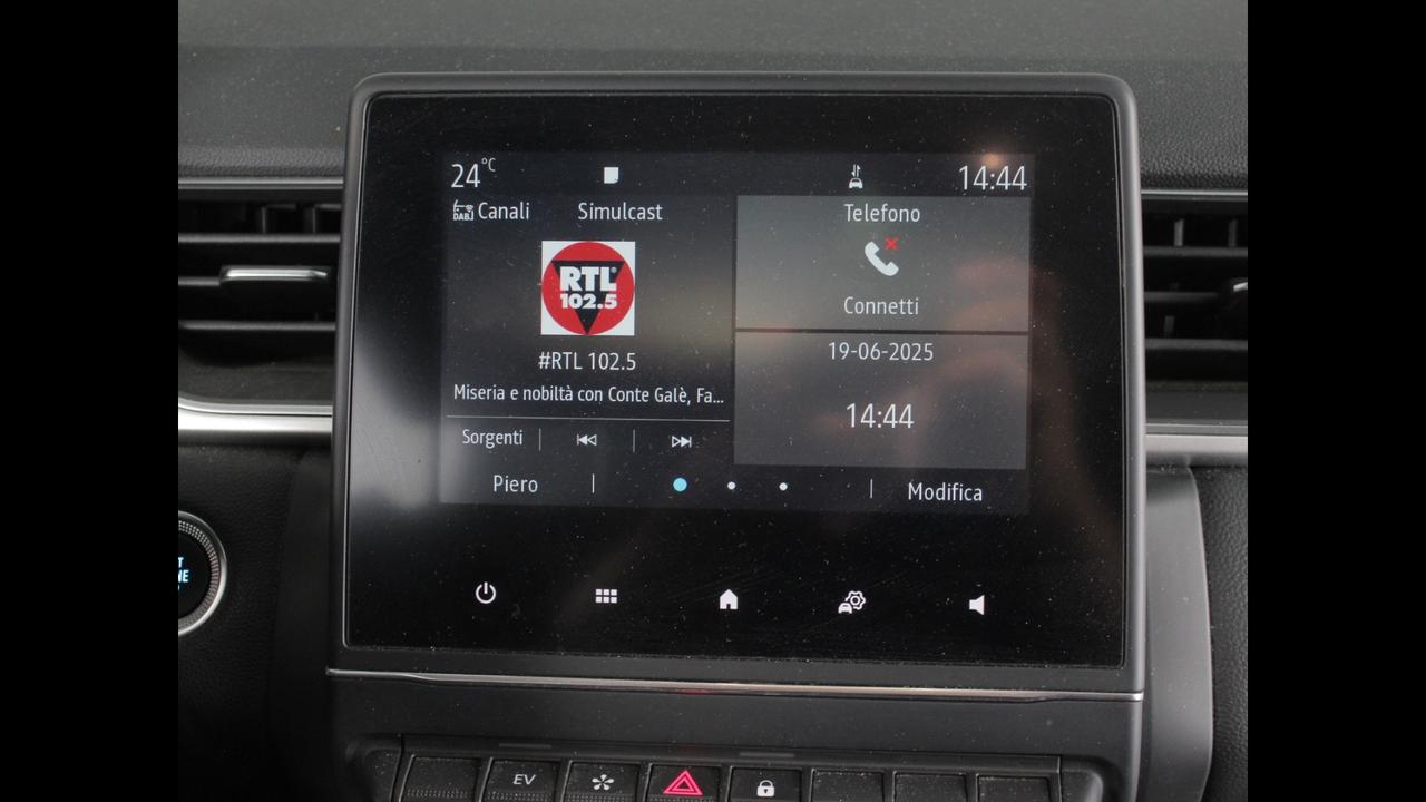 RENAULT Captur II 2019 - Captur 1.6 E-Tech hybrid Intens 145cv auto