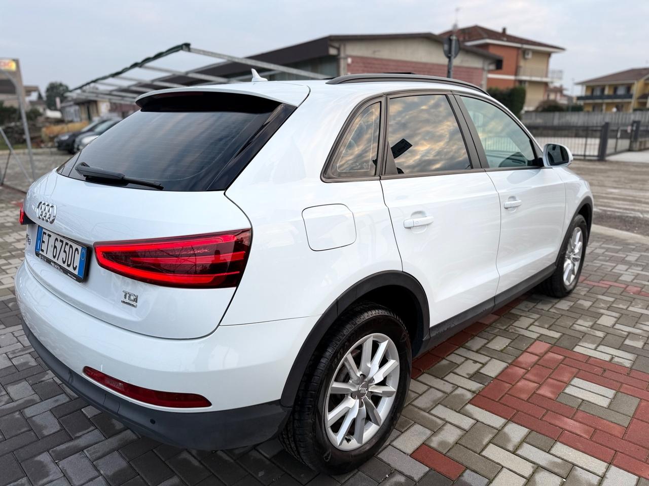 Audi Q3 2.0 TDI quattro S tronic 140CV TETTO APRIBILE