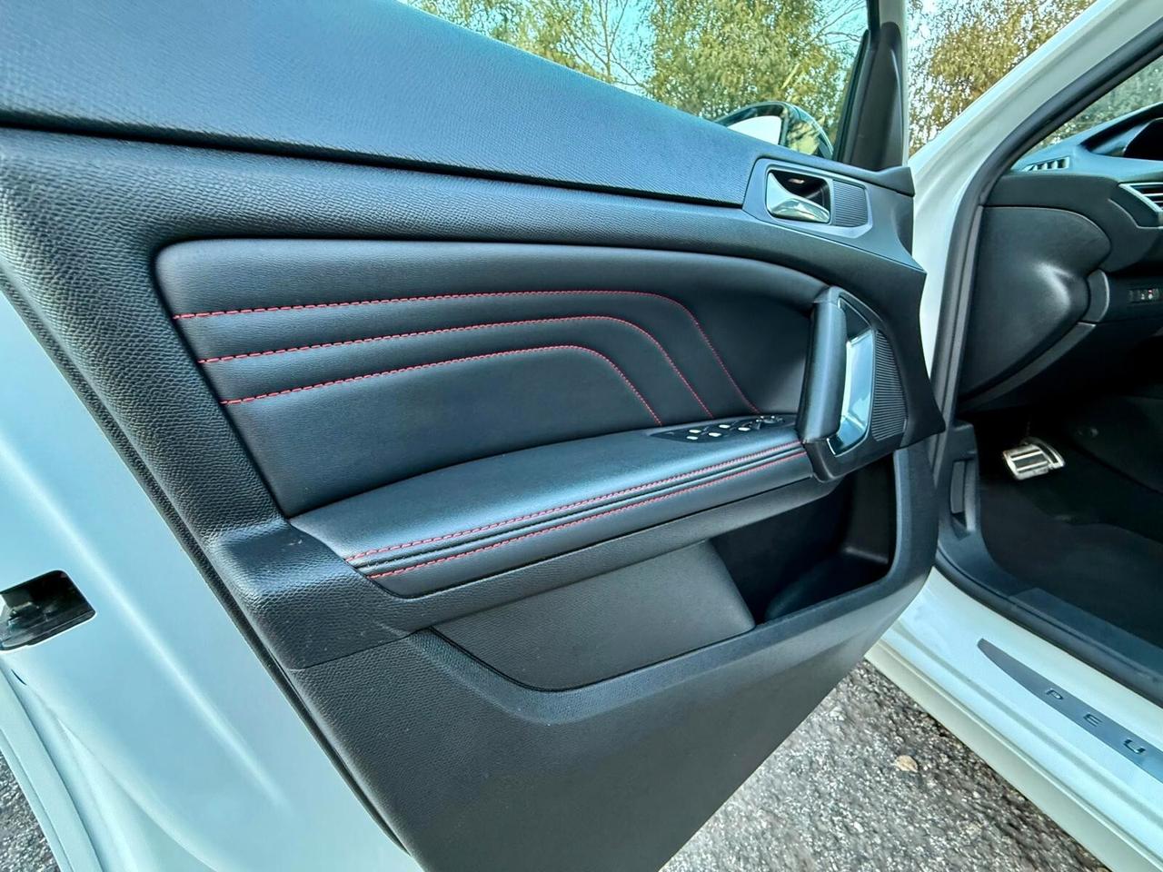 PEUGEOT 308 1.5 BLUE-HDI 130 CV GT LINE