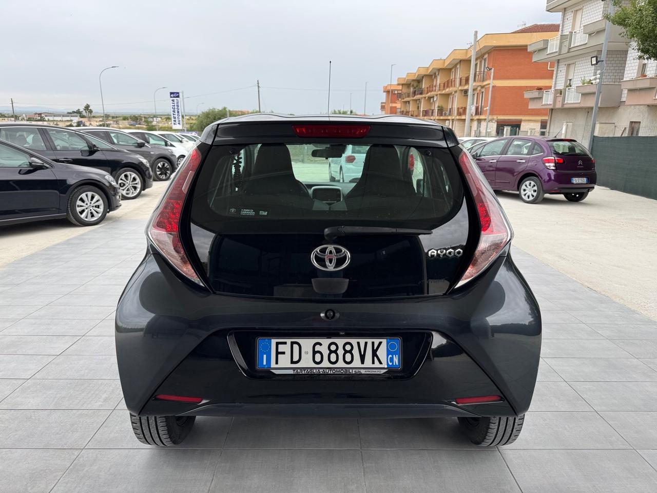 Toyota Aygo 1.0 VVT-i 69 CV 5 porte x-play