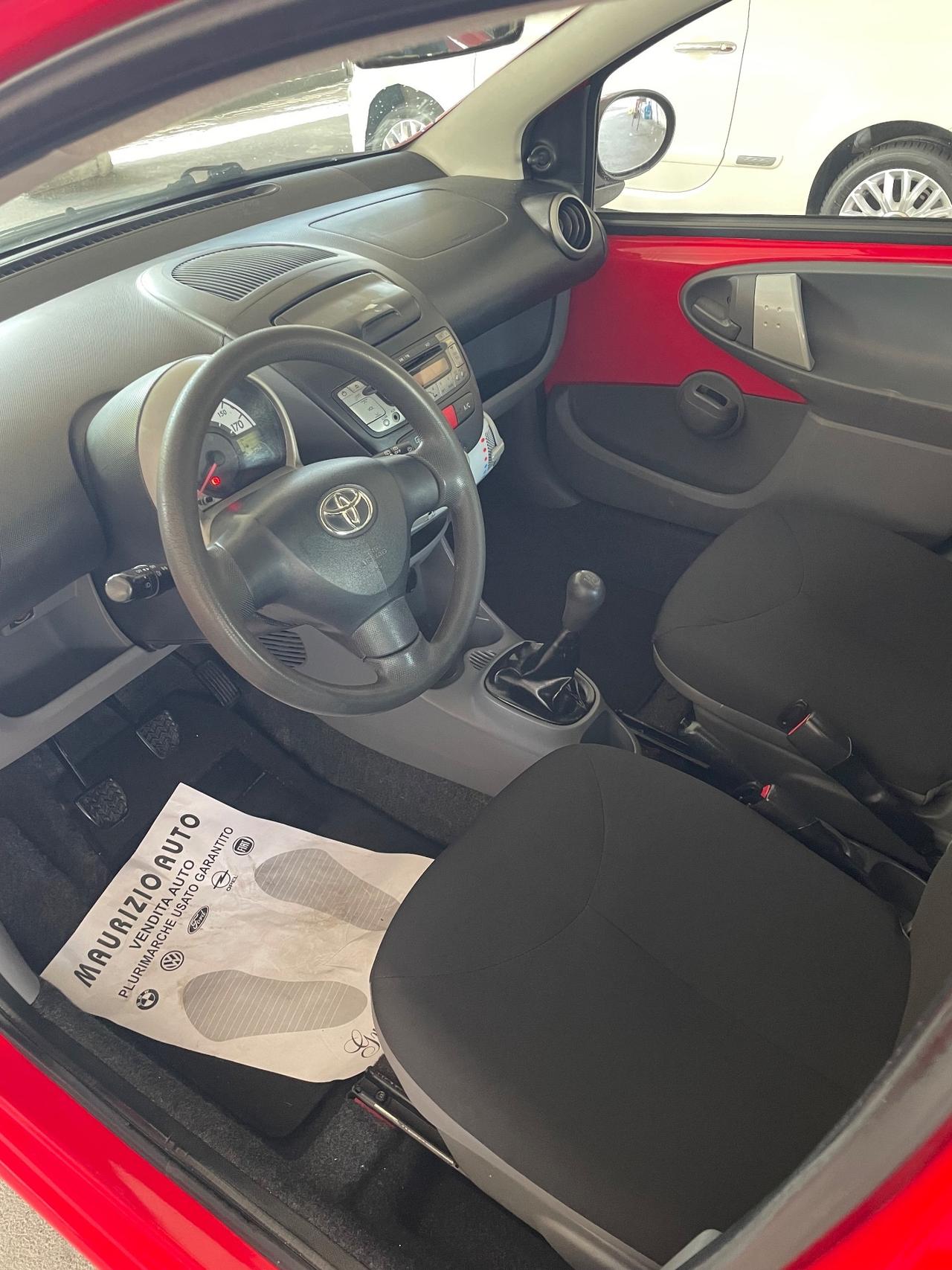 Toyota Aygo 1.0 12V VVT-i 5 porte Lounge Connect