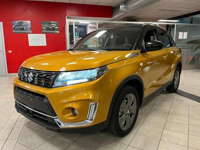 Suzuki Vitara 1.4 Hybrid manuale -- bicolor 23790€