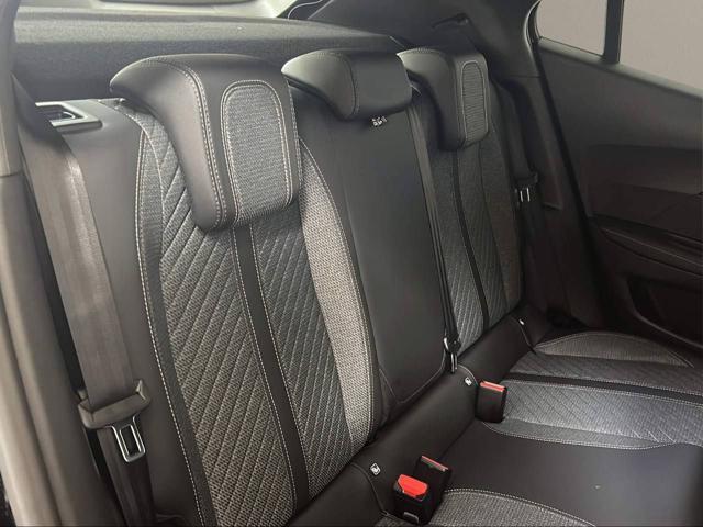 PEUGEOT 2008 PureTech 100 S&S Allure VISION PACK & DRIVE ASSIST