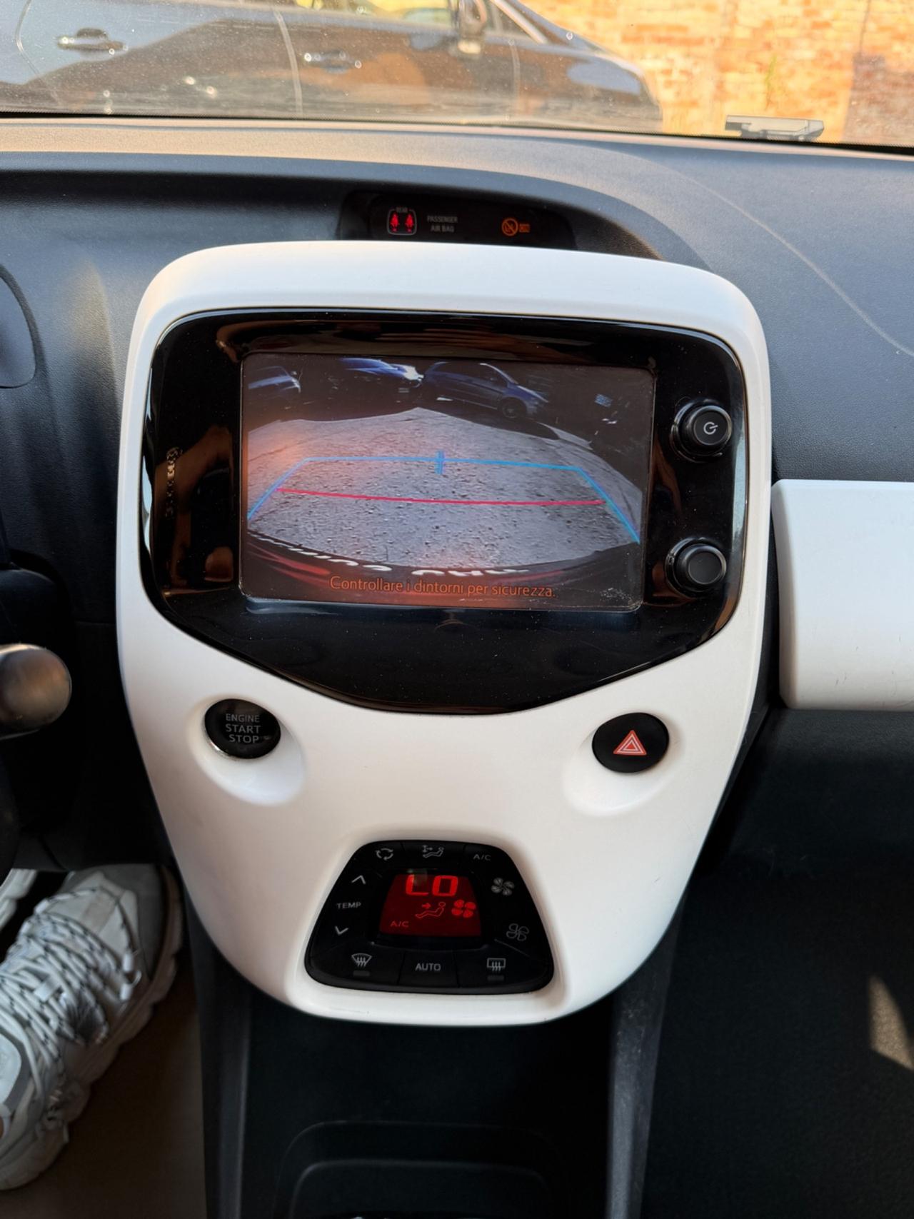 Peugeot 108 VTi 68 5 porte Roland Garros TOP!