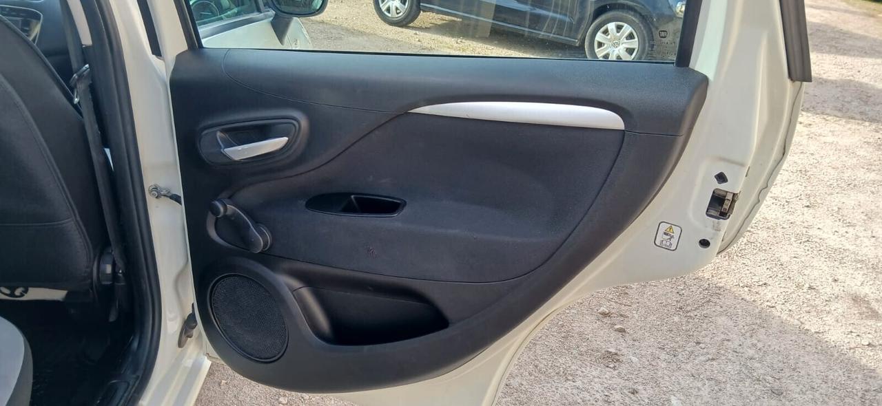 Fiat Punto 1.3 MJT II 75 CV 5P Lounge - 2012