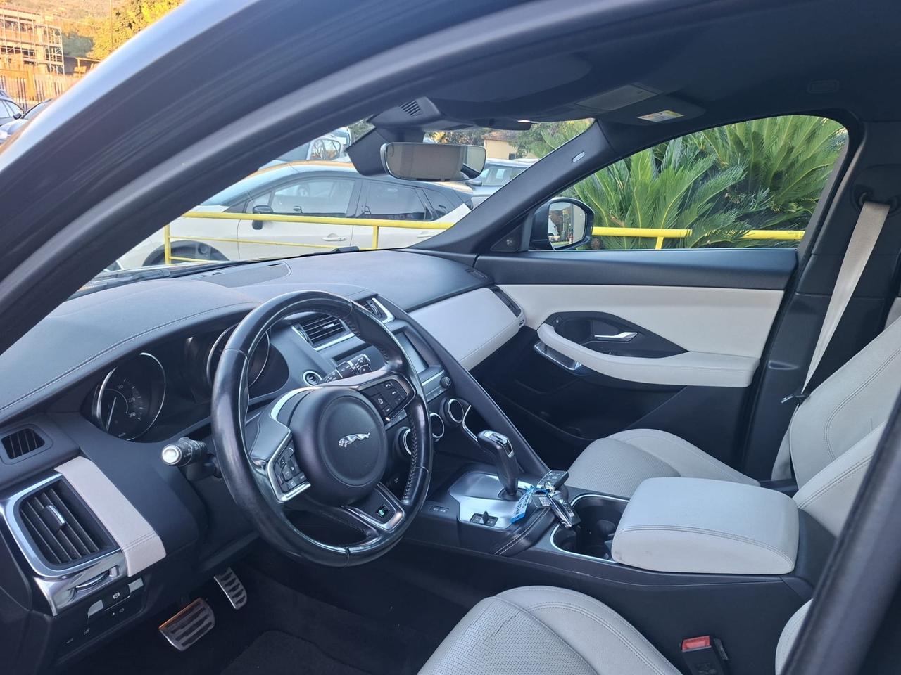 Jaguar E-Pace r sport full garantito 12 mesi accetto permute e finanziamenti