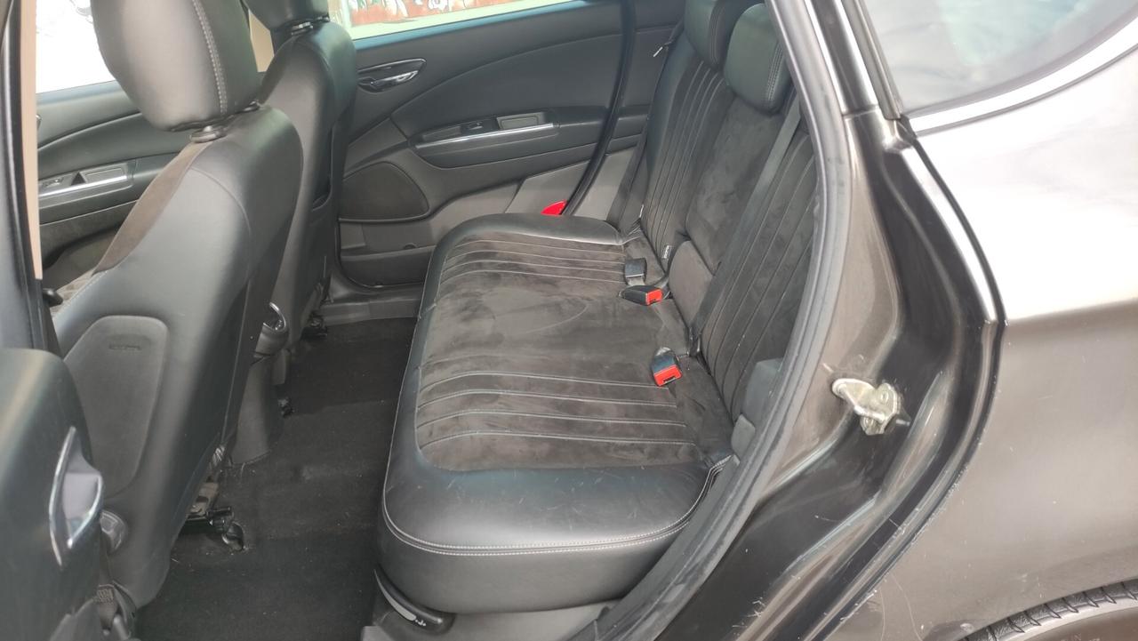 Lancia Delta 1.4 T-Jet Gold Ecochic GPL NEOPATENTATI - 2012