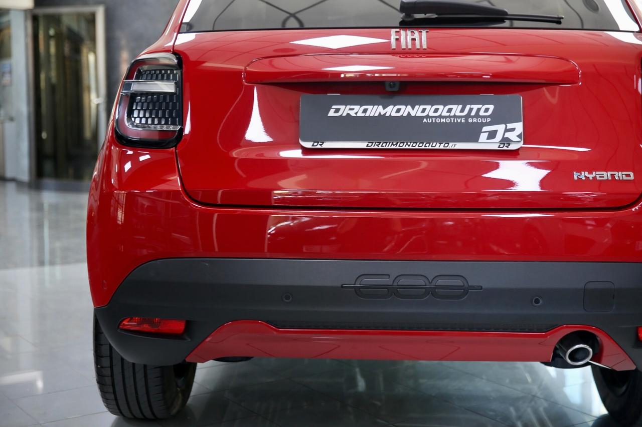 Fiat 600 Hybrid 110 cv DCT mhev La Prima