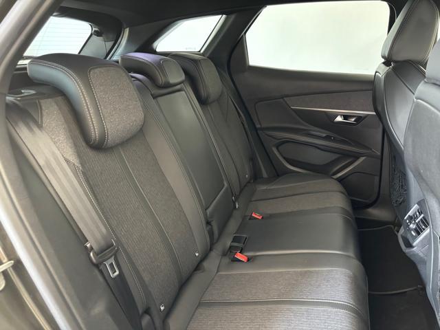 PEUGEOT 3008 GT LINE