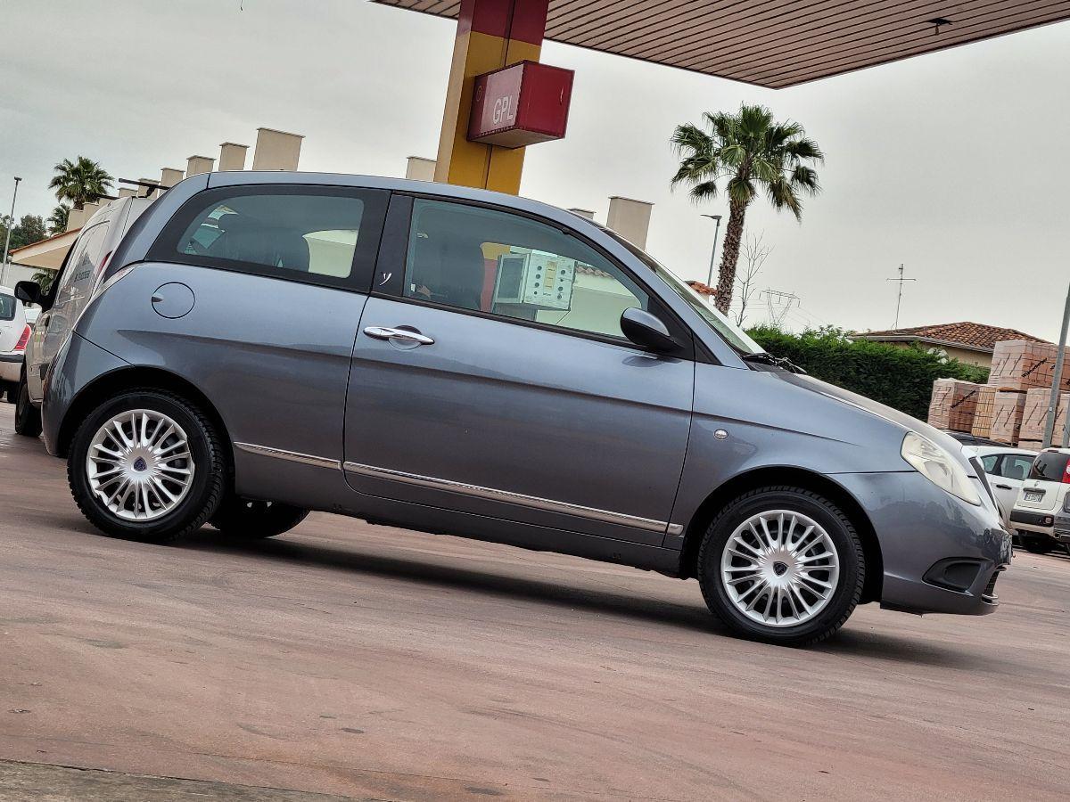 LANCIA - Ypsilon - 1.2 Argento