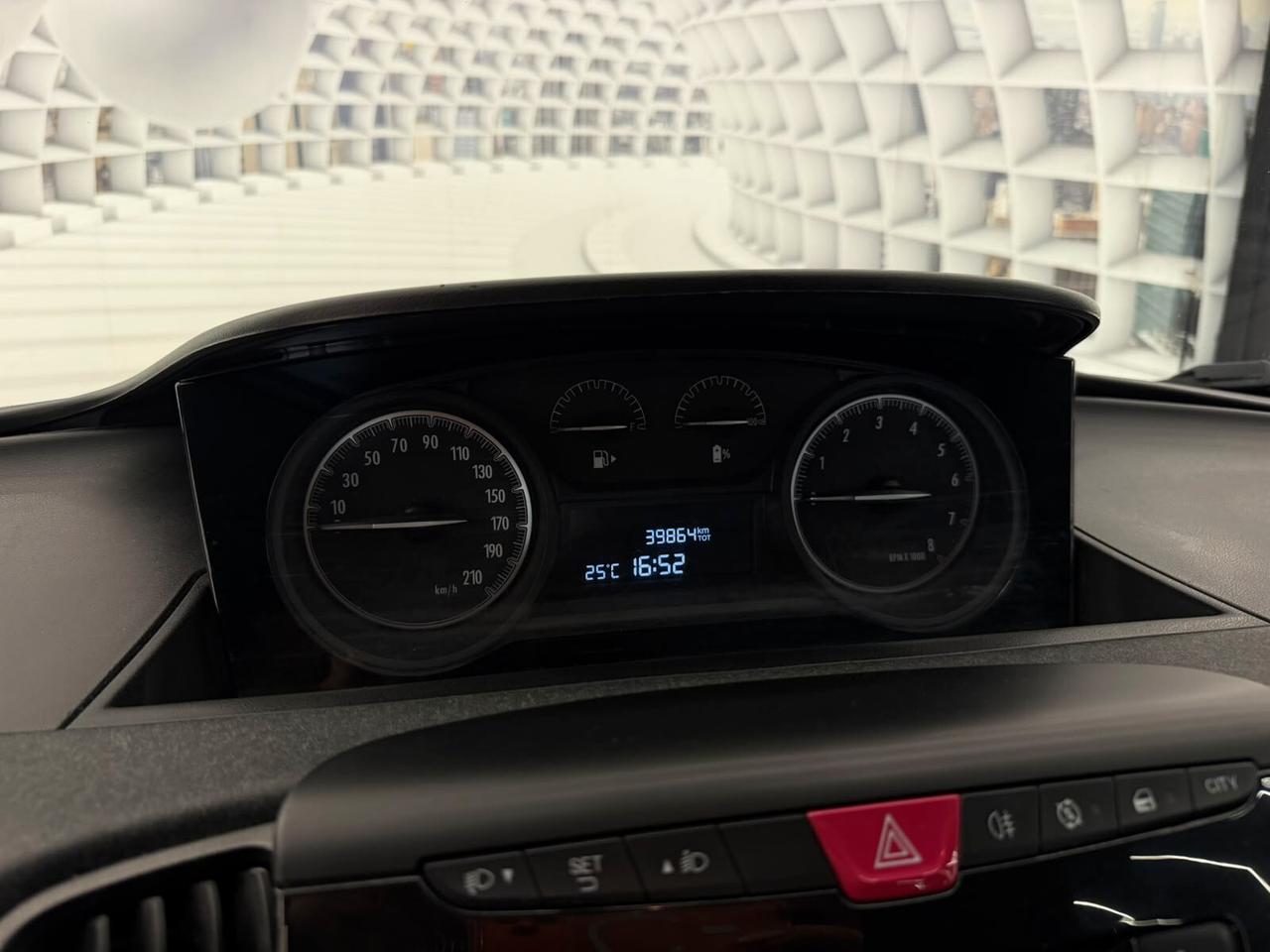 Lancia Ypsilon 1.0 HYBRID-LOUNGE-69CV-NEOPATENTATO-KM CERTIFICATI-12 MESI GARANZIA-PERMUTE