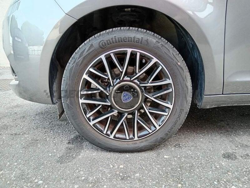 Lancia Ypsilon Ypsilon 1.0 firefly hybrid Platino s&s 70cv