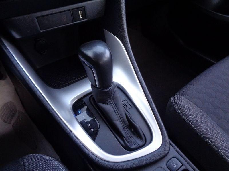 Toyota Yaris Yaris 1.5h Business