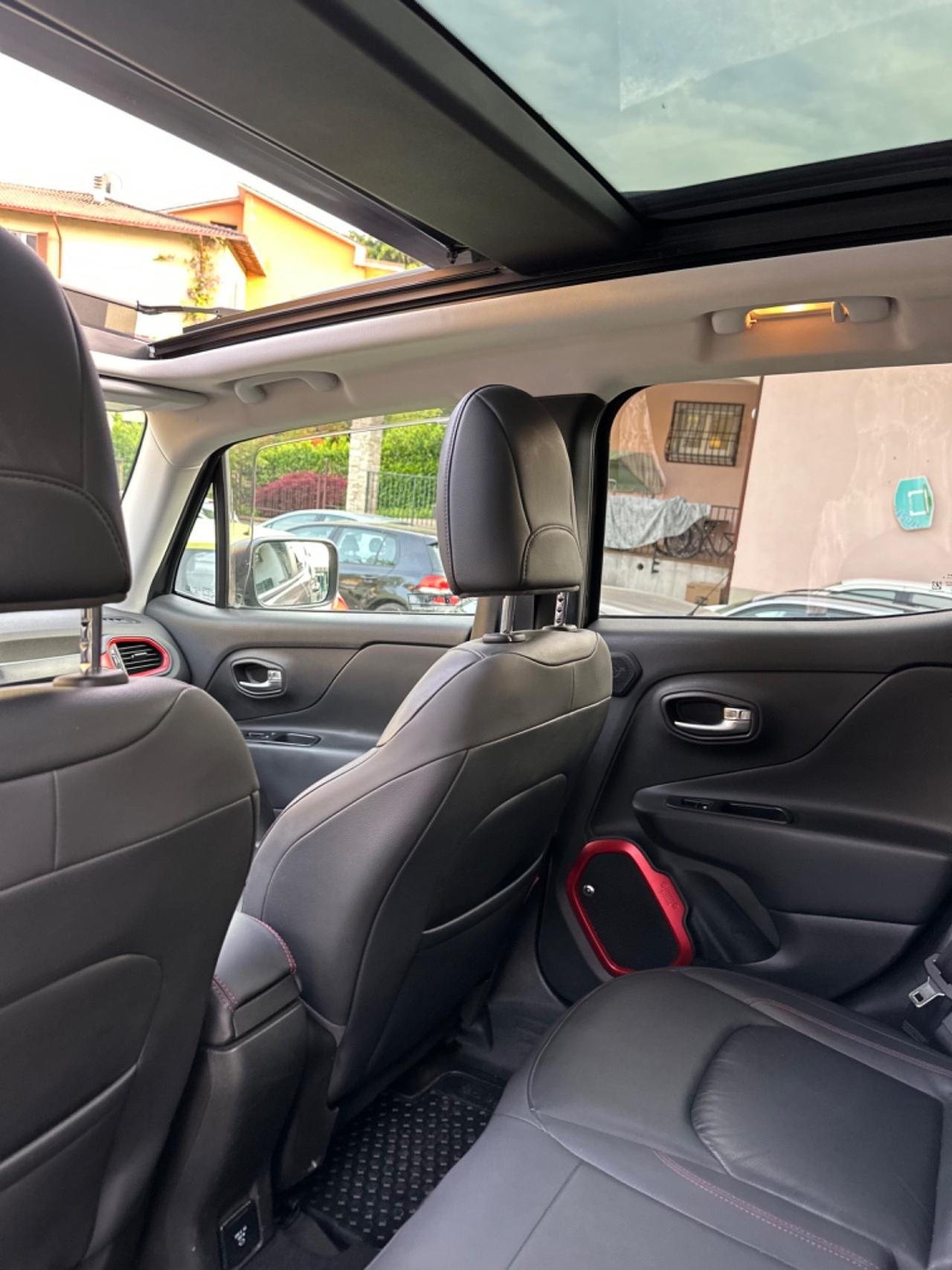 Jeep RENEGADE 2.0 170CV 4WD TRAILHAWK TETTO BEATS