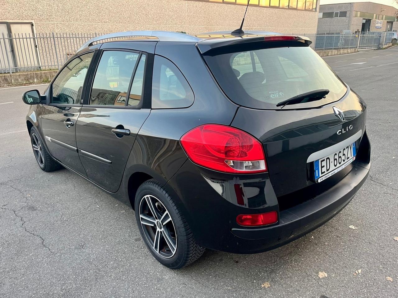 Renault Clio sw 1.2benz 2011 164.000km perfetta