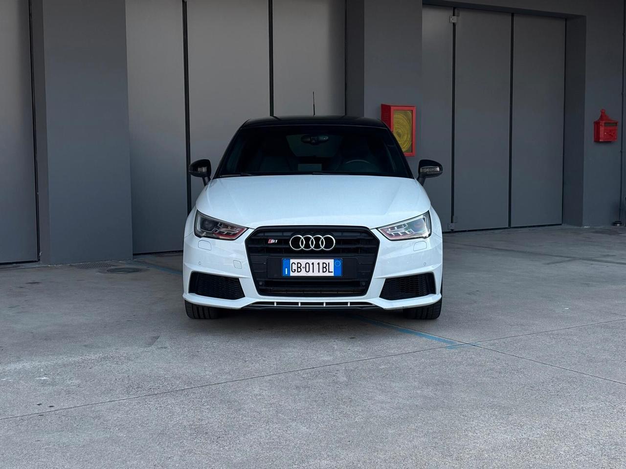 Audi A1 S1 SPB 2.0 TFSI quattro