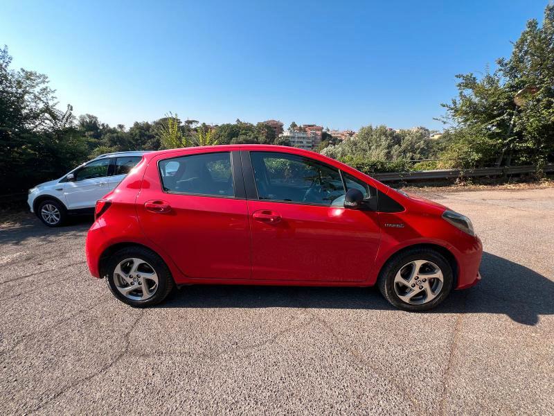 Toyota Yaris 5 Porte Yaris 5p 1.5h 65000KM.