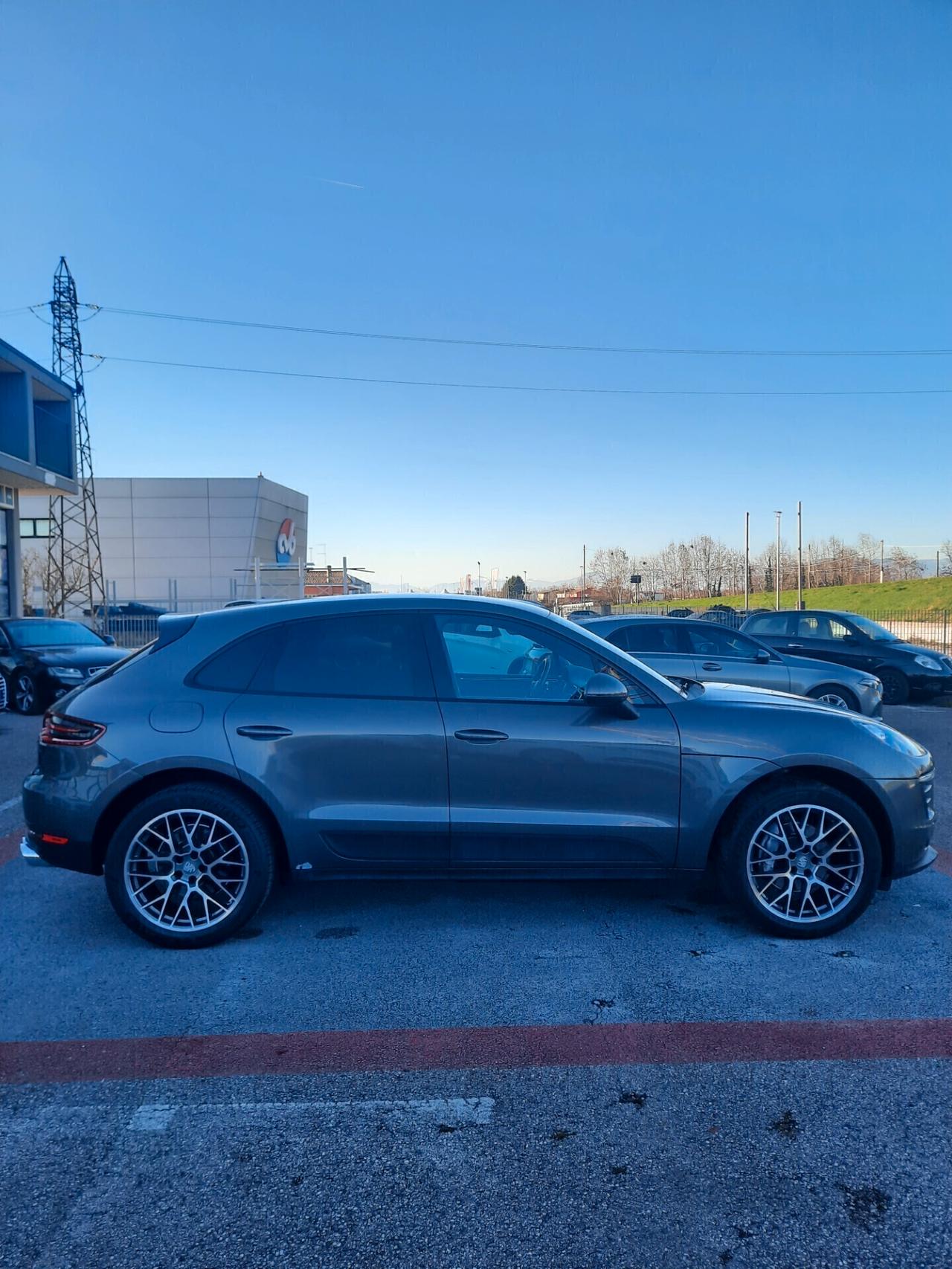 Porsche Macan 2.0 252 cv tagliandi porsche