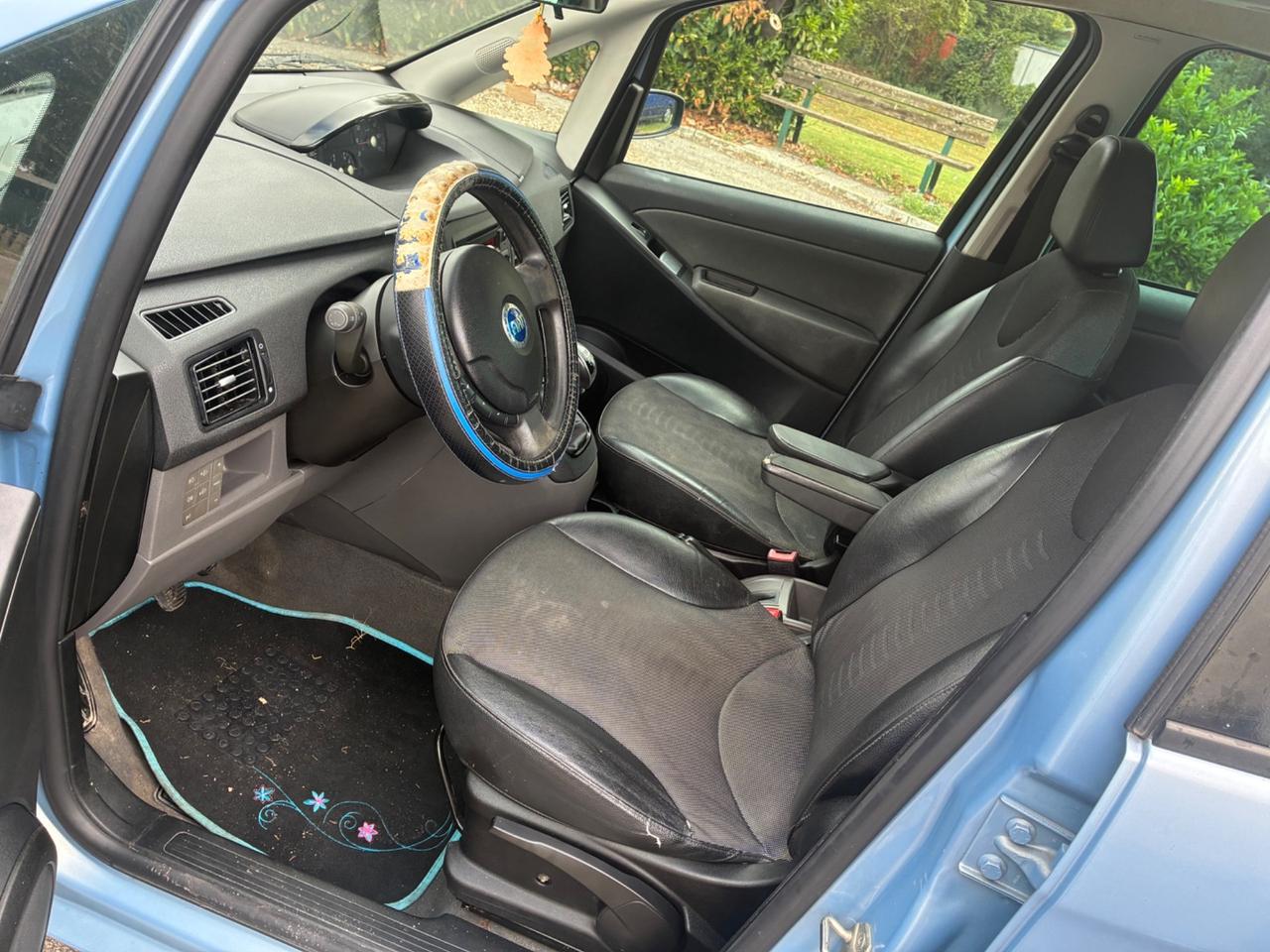 Fiat Idea 1.4 16V BlackMotion