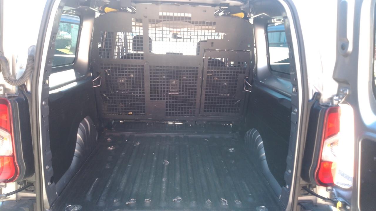 Citroen Berlingo BlueHDi passo lungo 5 posti 21
