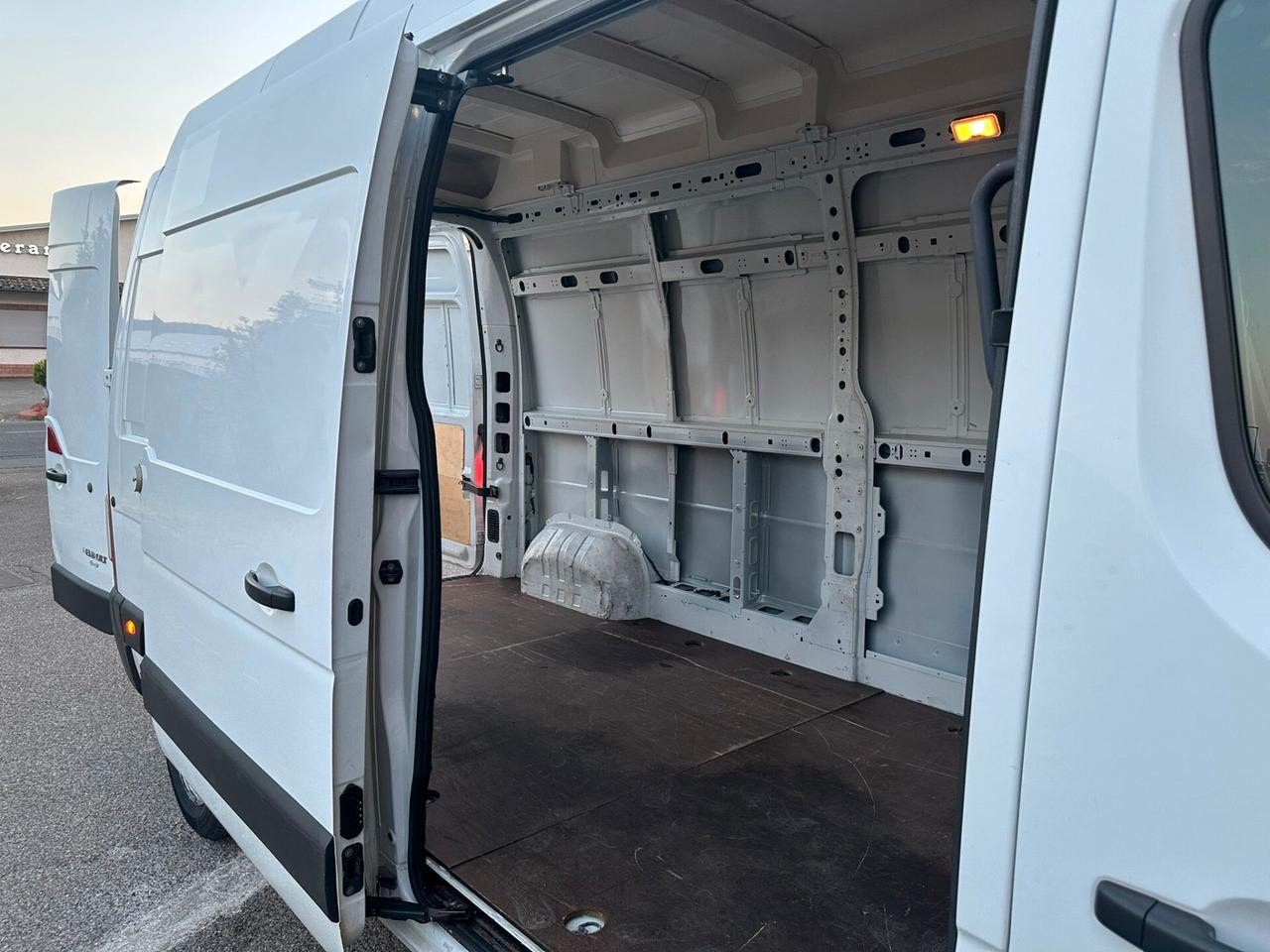 Renault Master T35 2.3 dCi 150 PL-TA Furgone Energy Ice
