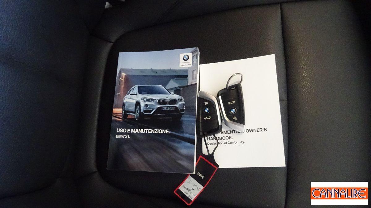 BMW - X1 - sDrive18i xLine