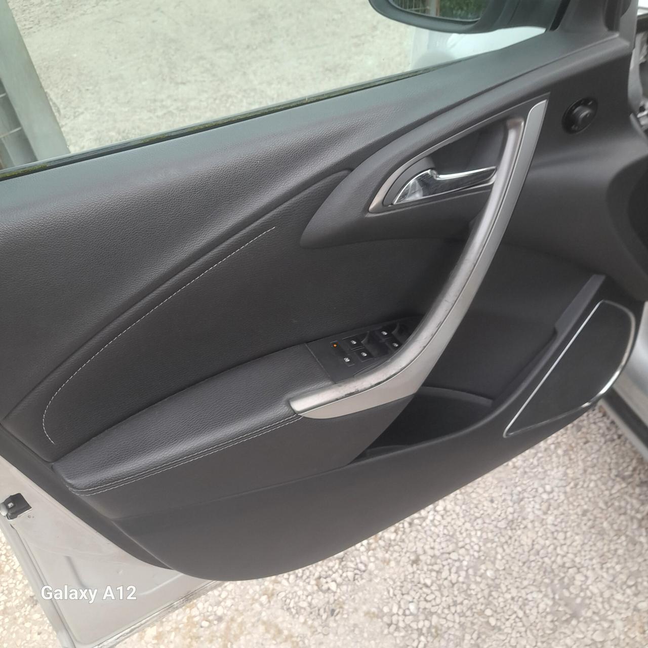 Opel Astra 1.7 CDTI 110CV Sports Tourer Cosmo