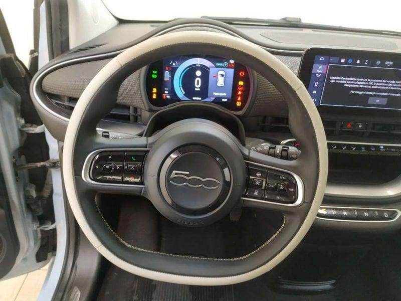 FIAT 500 500e 42 kWh La Prima