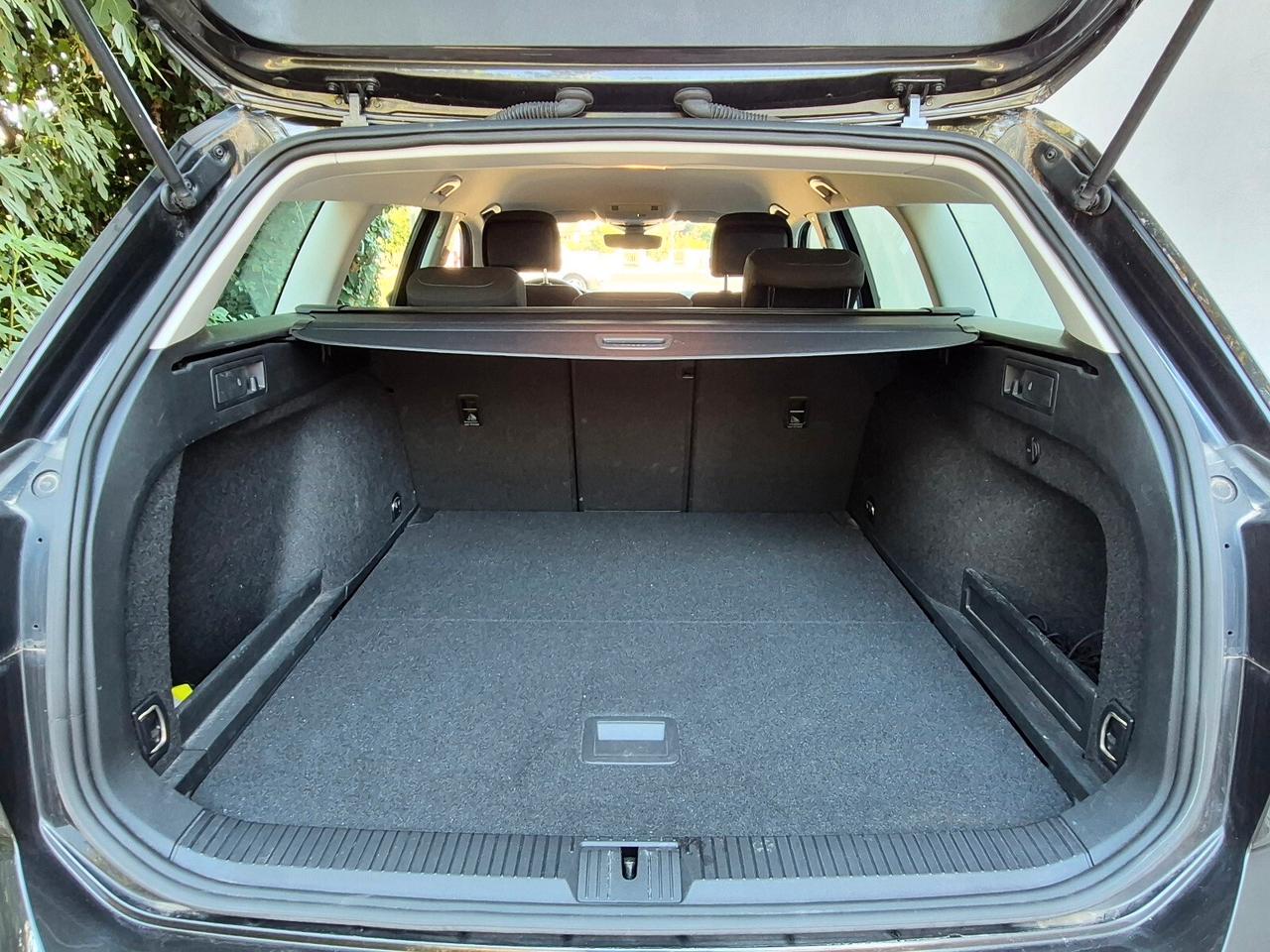 Volkswagen Passat Variant 2.0 TDI SCR EVO DSG Business