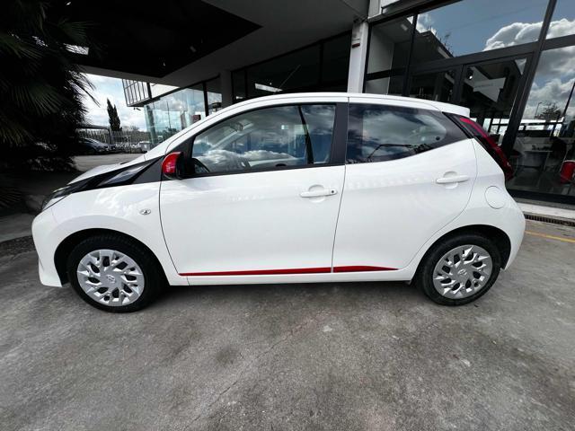TOYOTA Aygo Connect 1.0 VVT-i 72 CV 5 porte x-clusiv