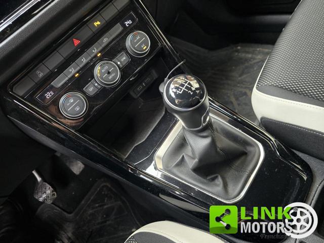 VOLKSWAGEN T-Roc 2.0 TDI SCR Advanced Black pack