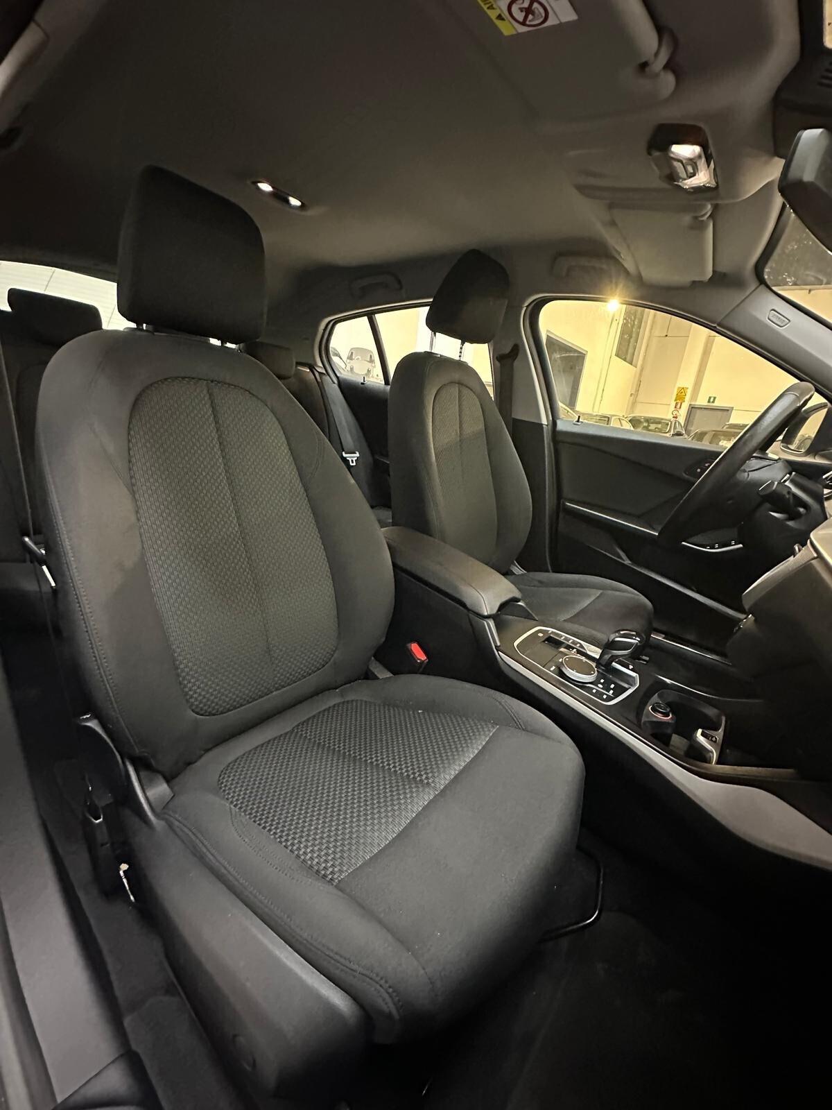 Bmw 116d 5p. Business